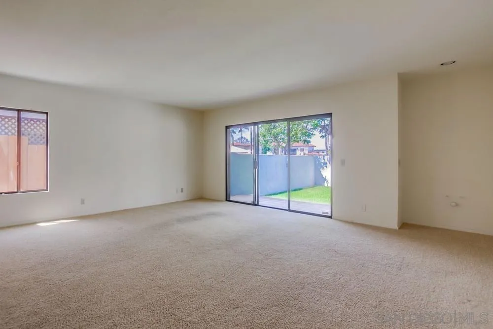349 G Coronado, CA 92118