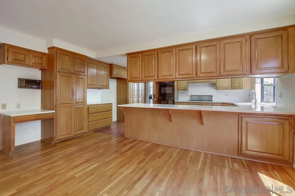 349 G Coronado, CA 92118