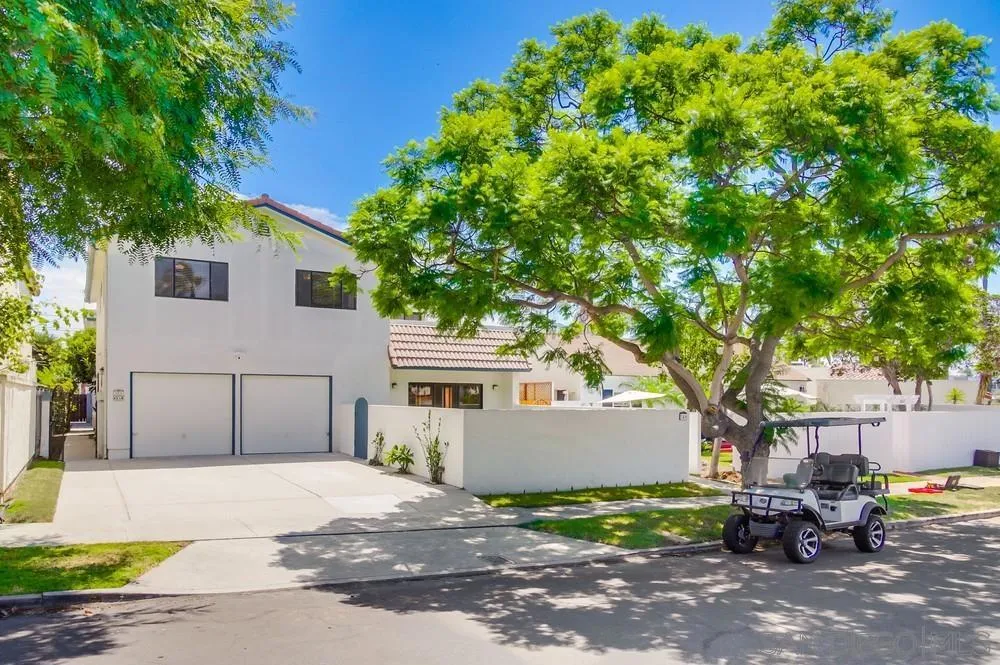 349 G Coronado, CA 92118