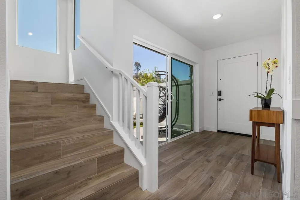 14661 Dunleer Way San Diego, CA 92126