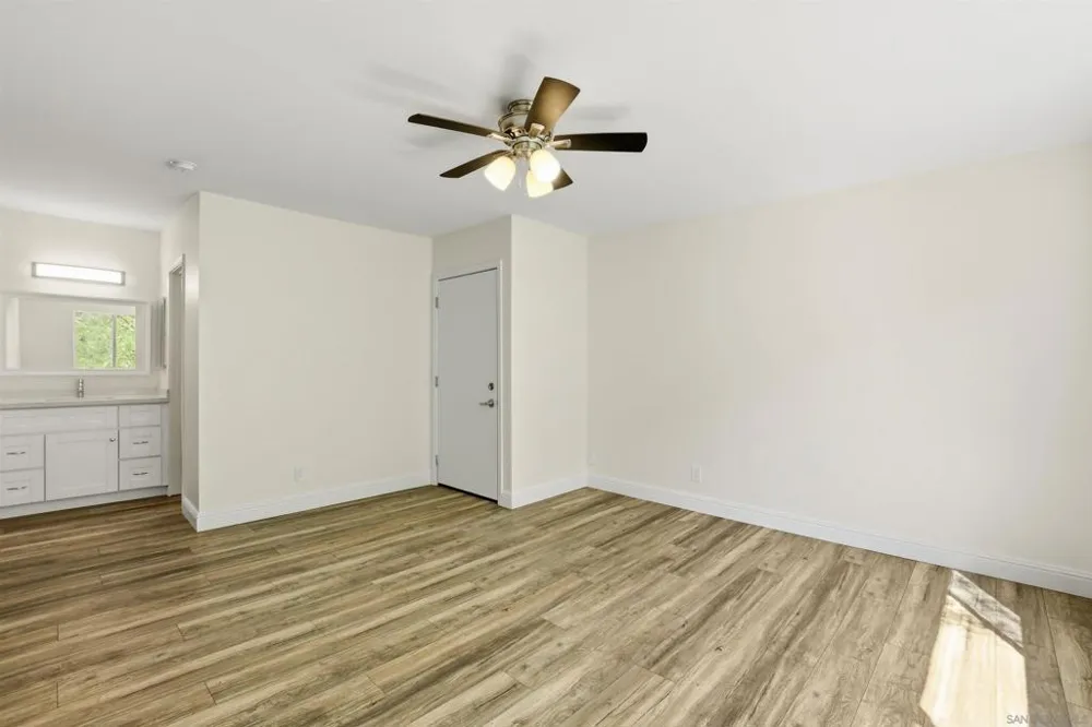 6811 Alvarado Rd #24 San Diego, CA 92120