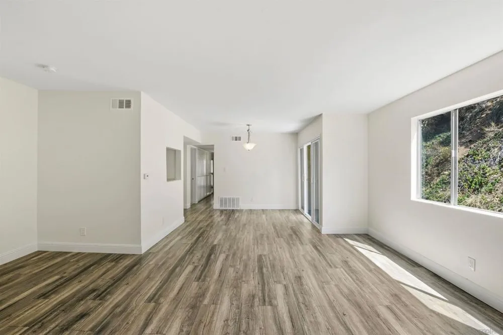 6811 Alvarado Rd #24 San Diego, CA 92120