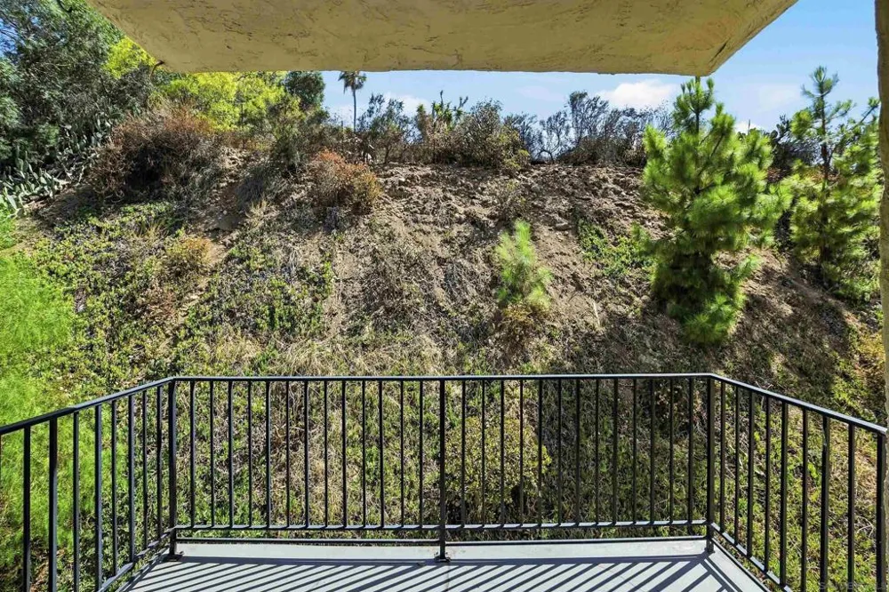 6811 Alvarado Rd #24 San Diego, CA 92120