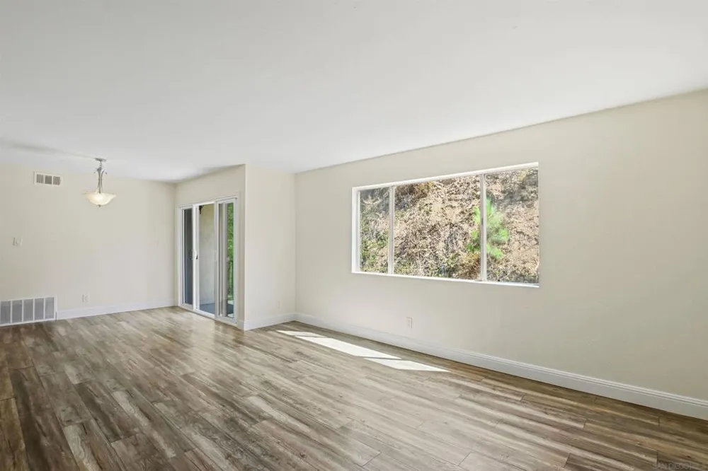 6811 Alvarado Rd #24 San Diego, CA 92120