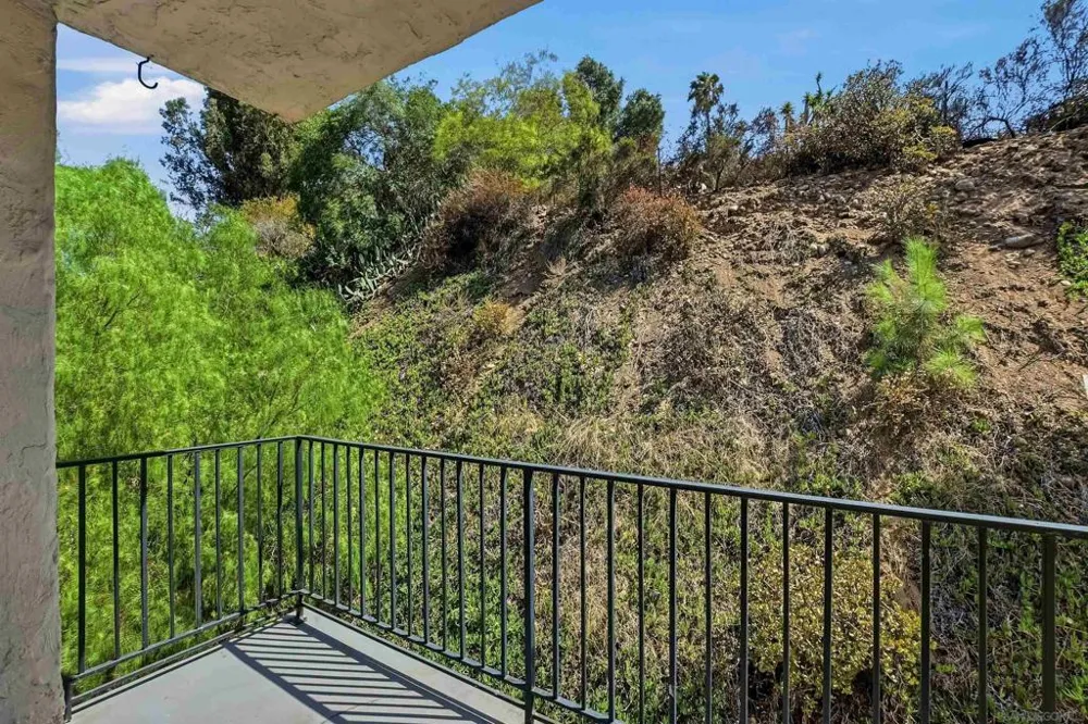 6811 Alvarado Rd #24 San Diego, CA 92120