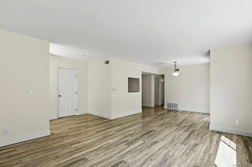 6811 Alvarado Rd #24 San Diego, CA 92120