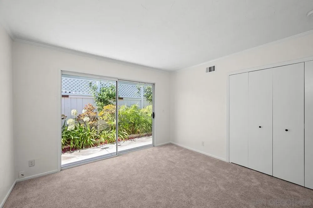 5942 Sagebrush Rd La Jolla, CA 92037