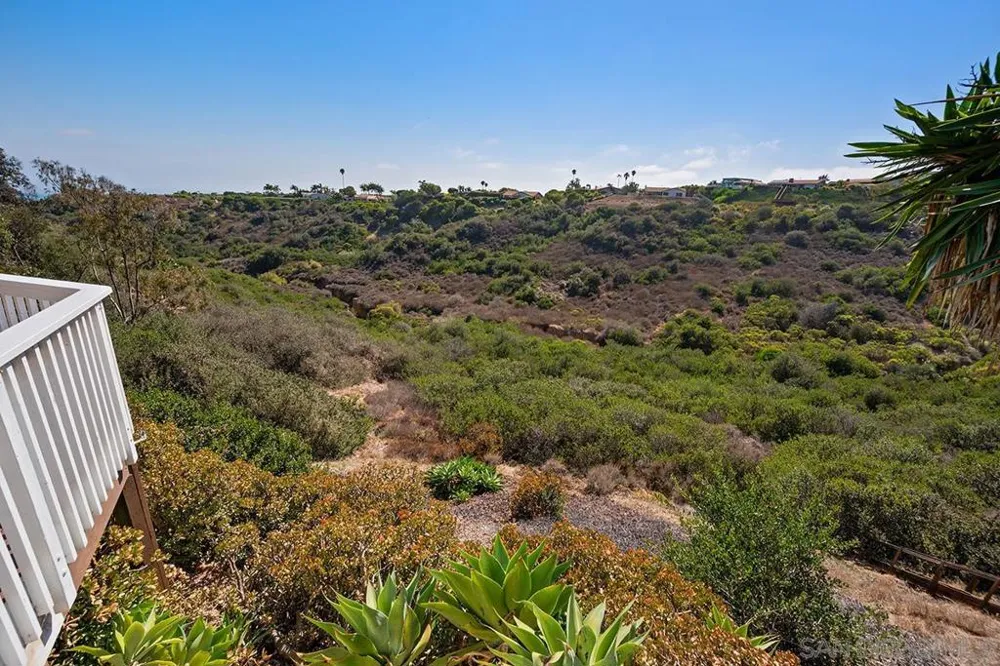 5942 Sagebrush Rd La Jolla, CA 92037