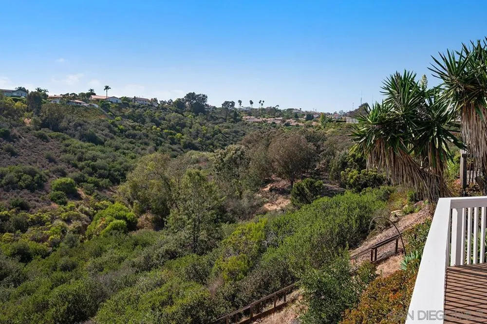 5942 Sagebrush Rd La Jolla, CA 92037