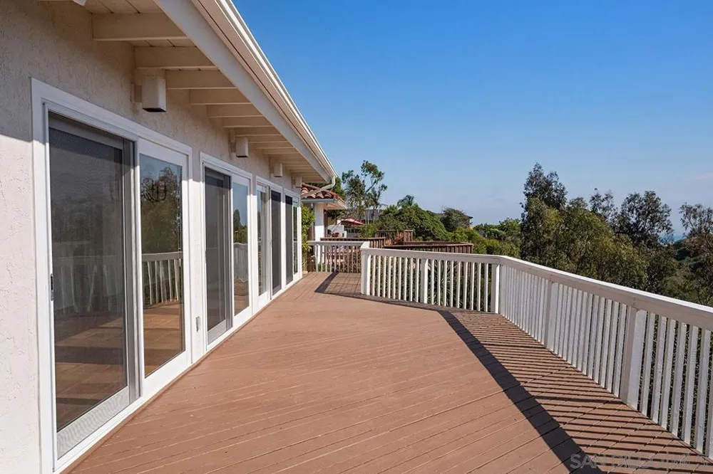 5942 Sagebrush Rd La Jolla, CA 92037