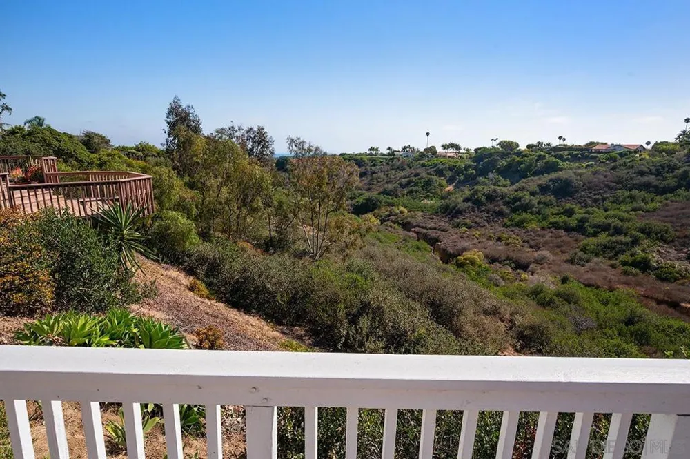 5942 Sagebrush Rd La Jolla, CA 92037