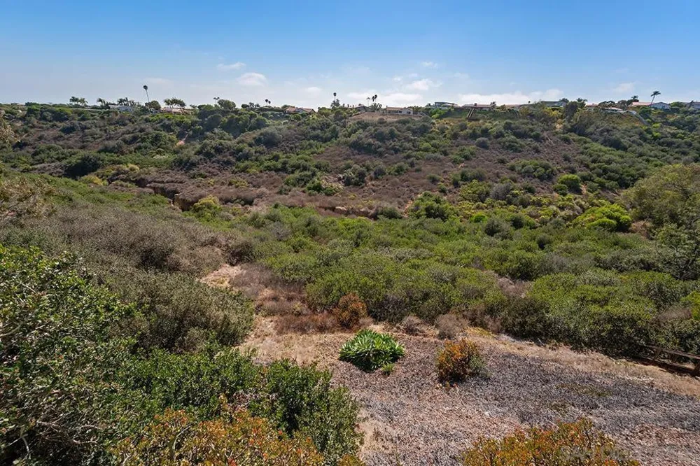 5942 Sagebrush Rd La Jolla, CA 92037