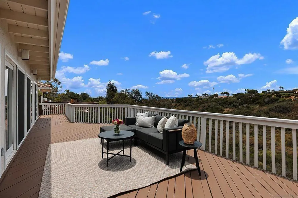 5942 Sagebrush Rd La Jolla, CA 92037