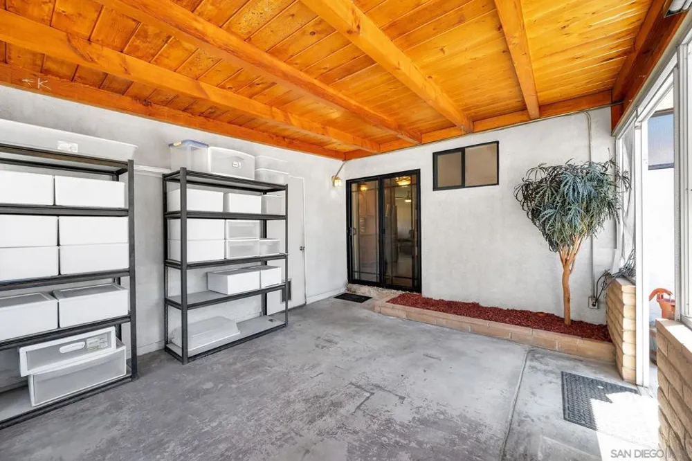 10131 Maple Tree Santee, CA 92071