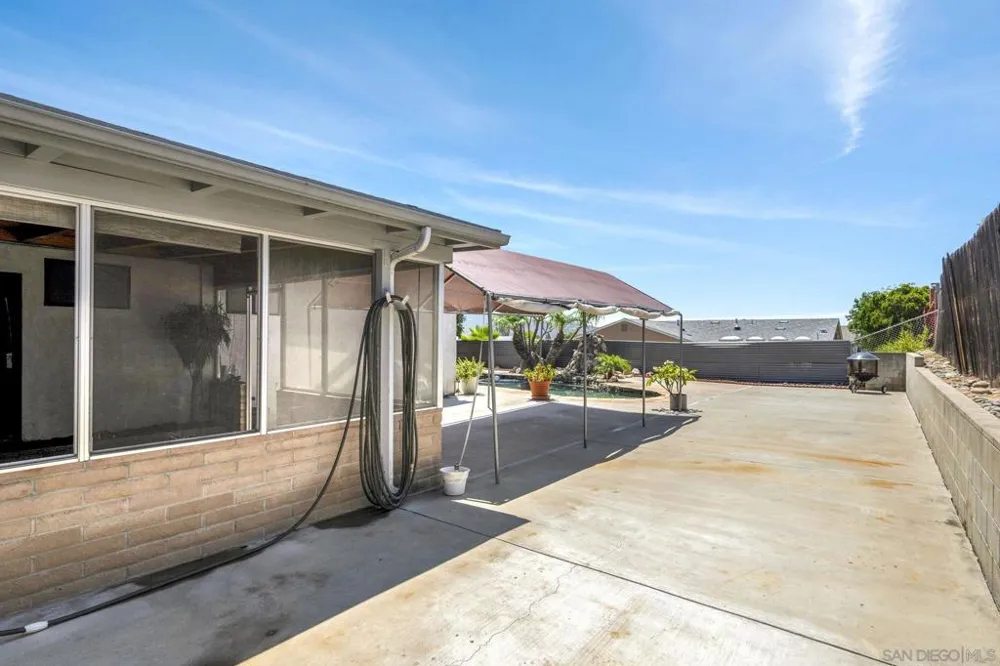 10131 Maple Tree Santee, CA 92071