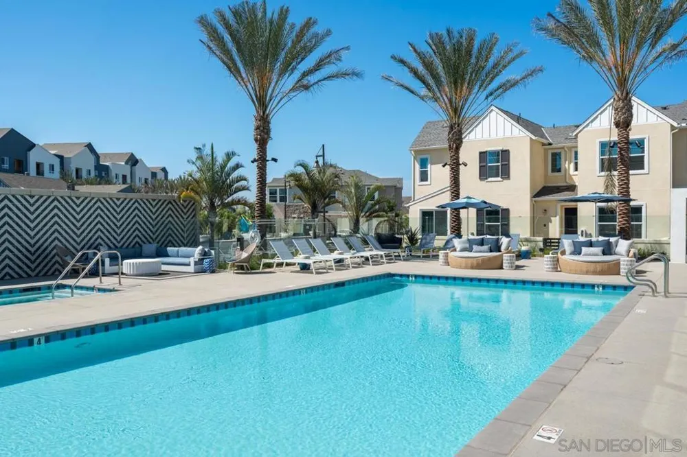 2075 Paseo Belluno #2 Chula Vista, CA 91913