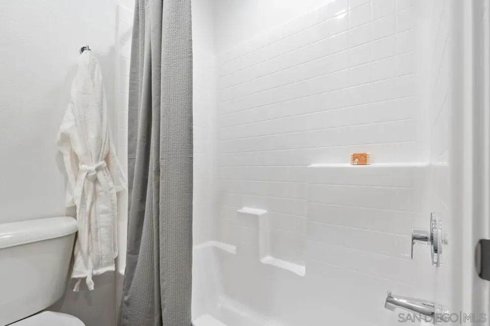 2075 Paseo Belluno #2 Chula Vista, CA 91913