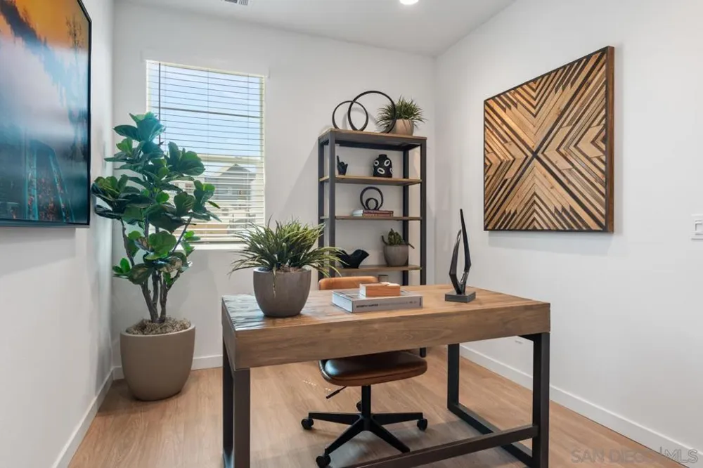 5030 Avenida Lugano #6 Chula Vista, CA 91913