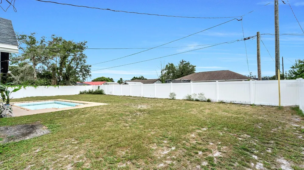 1160 MANITOBA STREET Deltona, FL 32725
