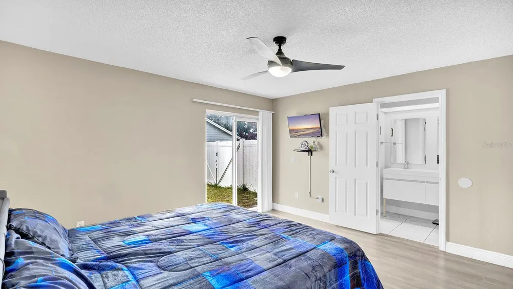 1160 MANITOBA STREET Deltona, FL 32725