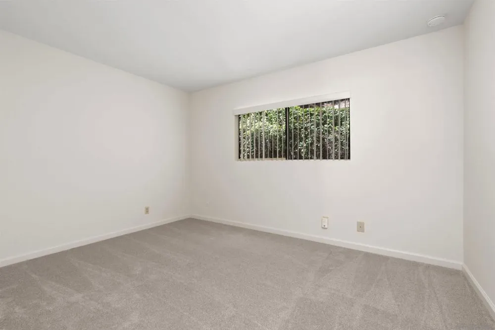 7780 PARKWAY DR #1101 La Mesa, CA 91942