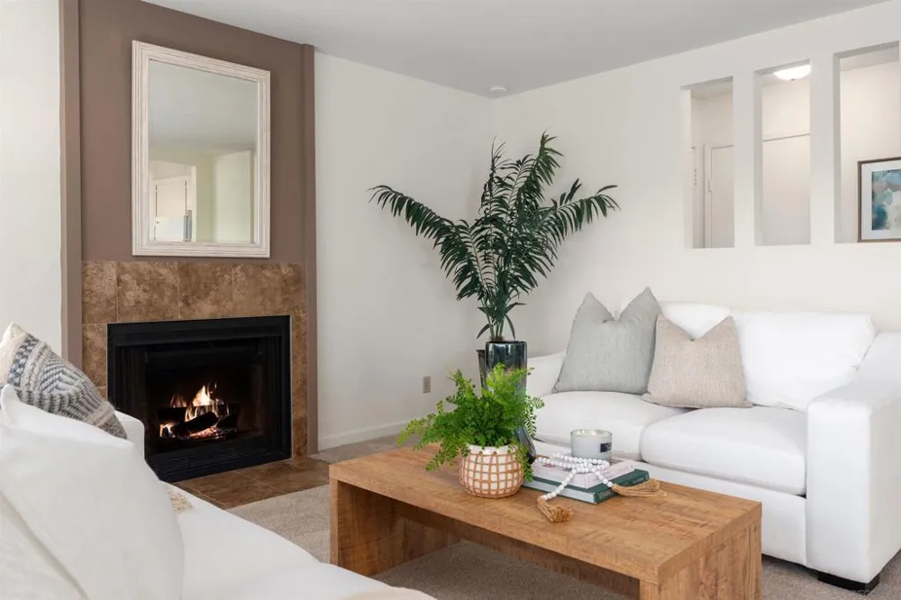 7780 PARKWAY DR #1101 La Mesa, CA 91942
