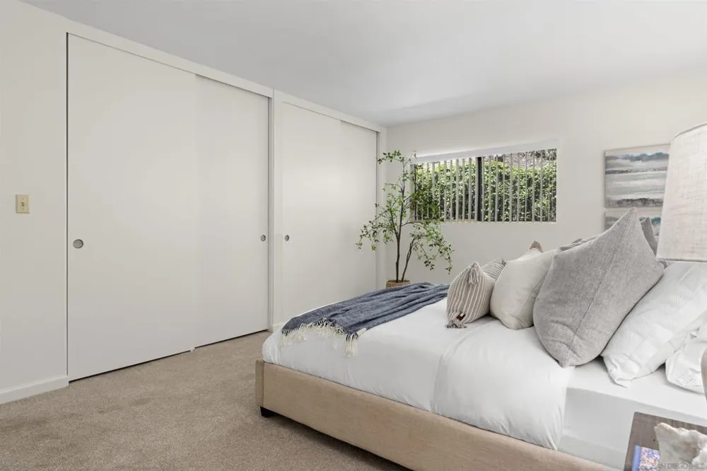 7780 PARKWAY DR #1101 La Mesa, CA 91942