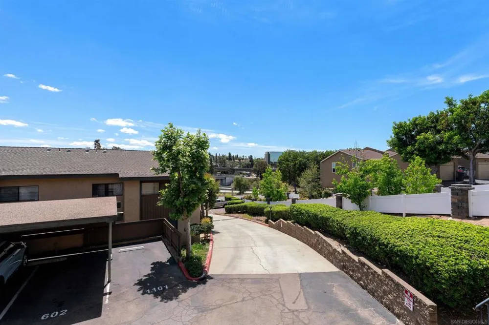 7780 PARKWAY DR #1101 La Mesa, CA 91942