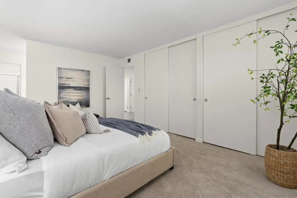 7780 PARKWAY DR #1101 La Mesa, CA 91942