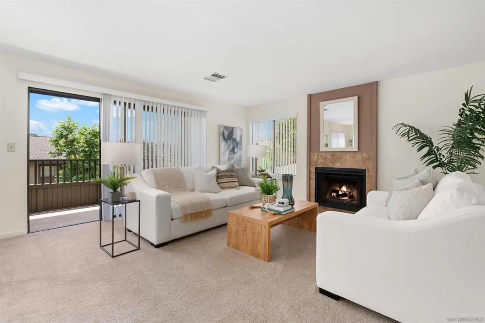 7780 PARKWAY DR #1101 La Mesa, CA 91942