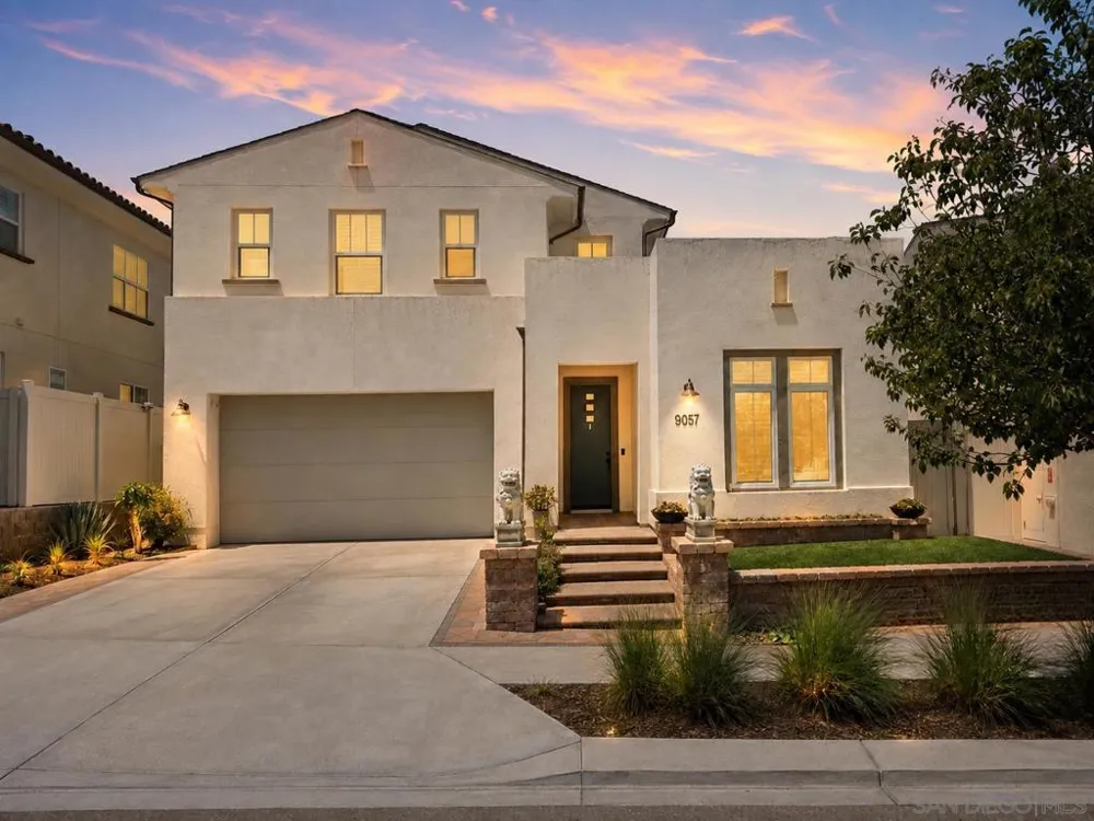 9057 W Bluff Place Santee, CA 92071