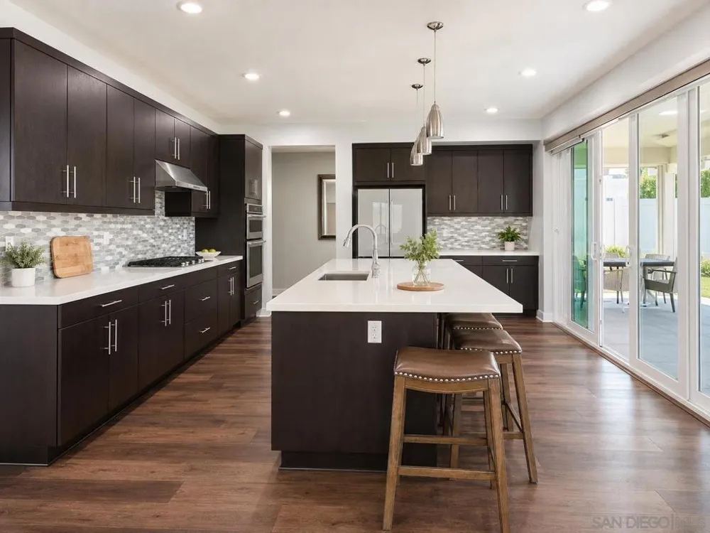 9057 W Bluff Place Santee, CA 92071