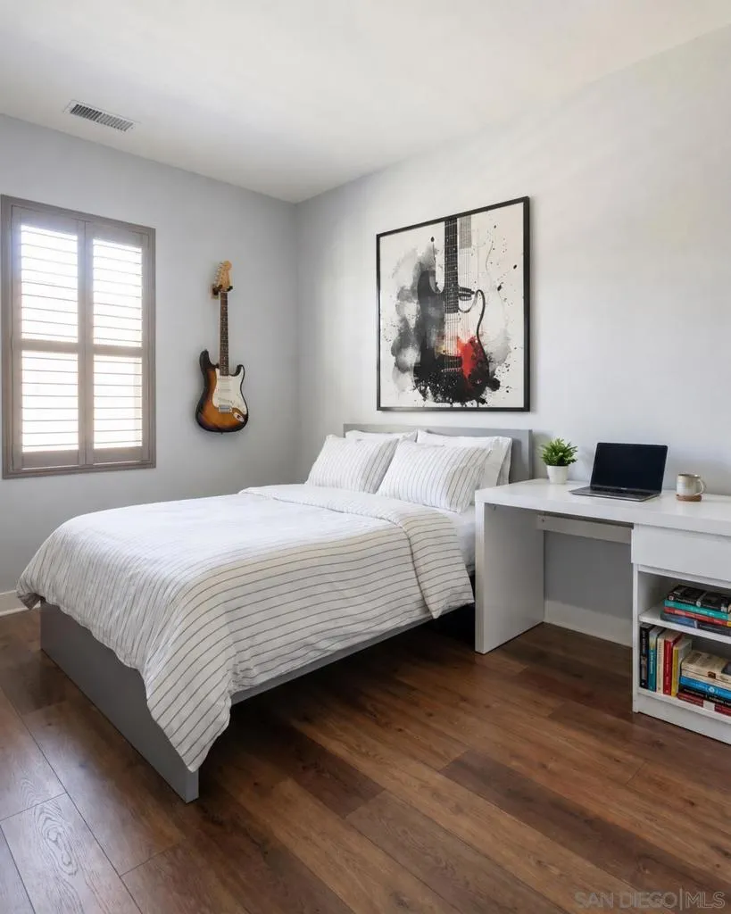 9057 W Bluff Place Santee, CA 92071