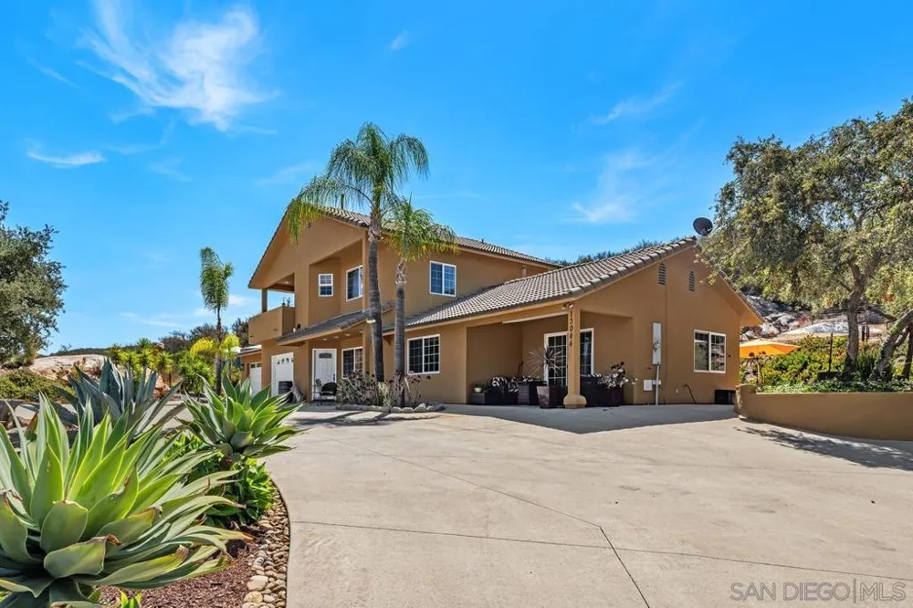 13044 Yerba Valley Way Lakeside, CA 92040