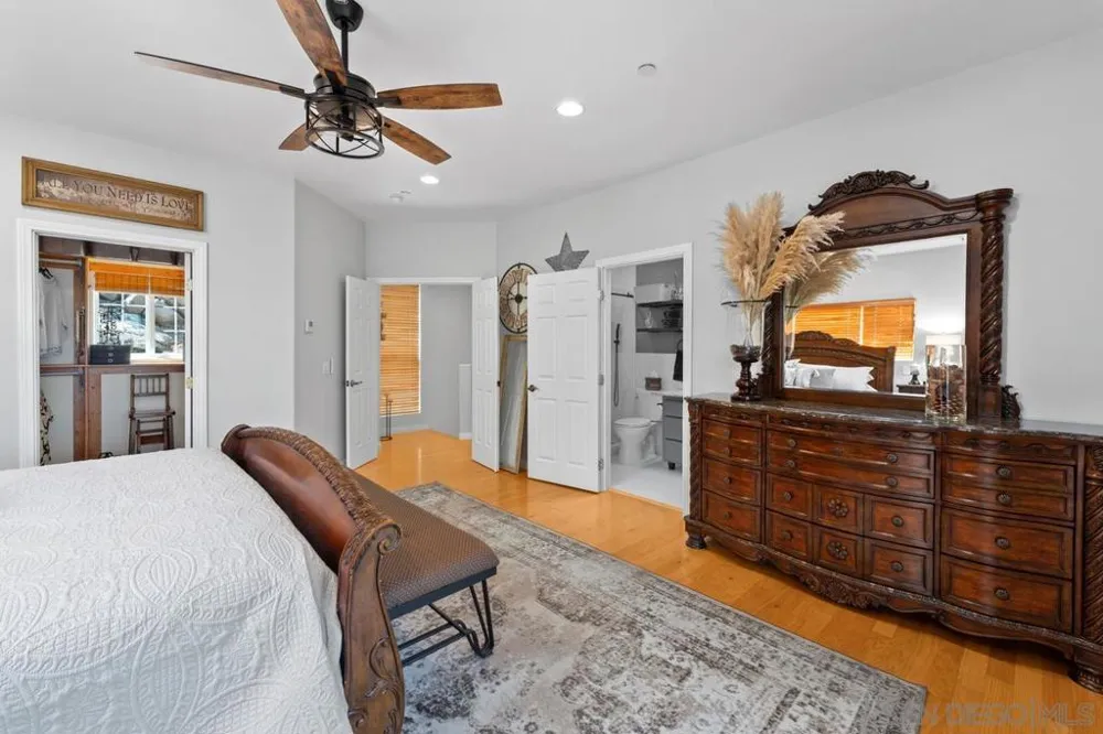 13044 Yerba Valley Way Lakeside, CA 92040