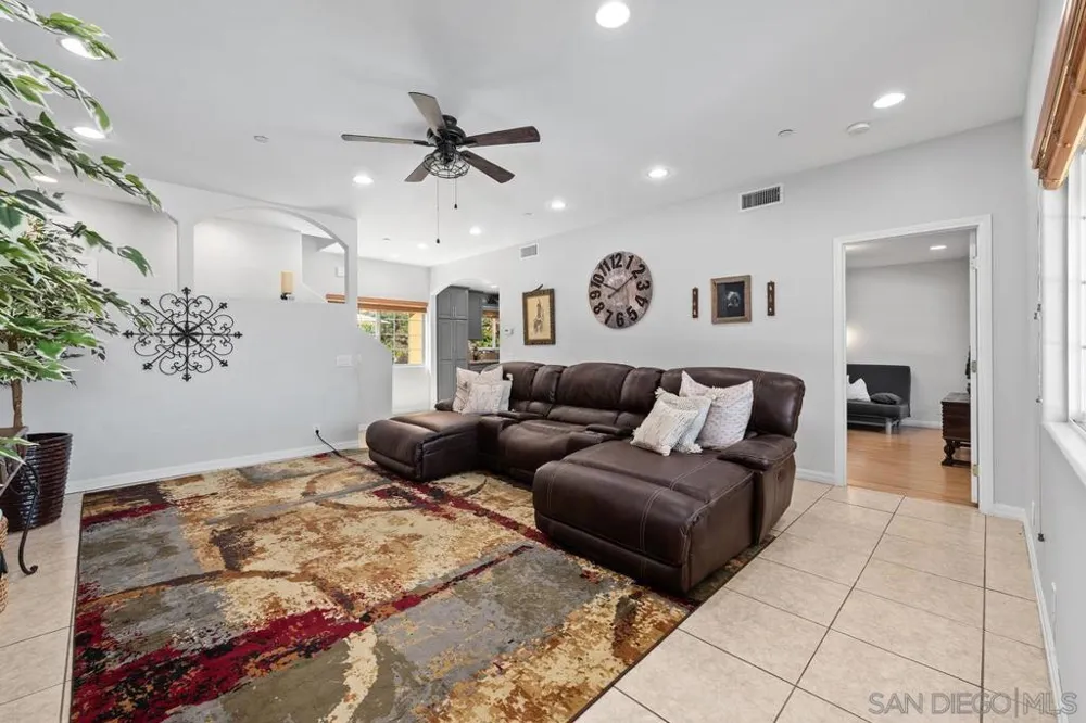 13044 Yerba Valley Way Lakeside, CA 92040