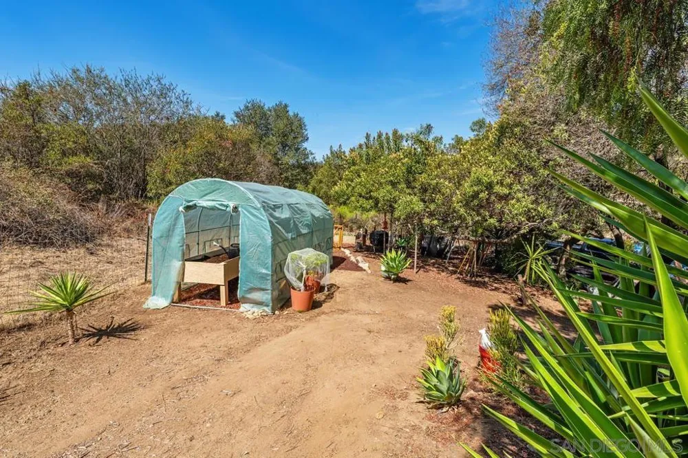 13044 Yerba Valley Way Lakeside, CA 92040