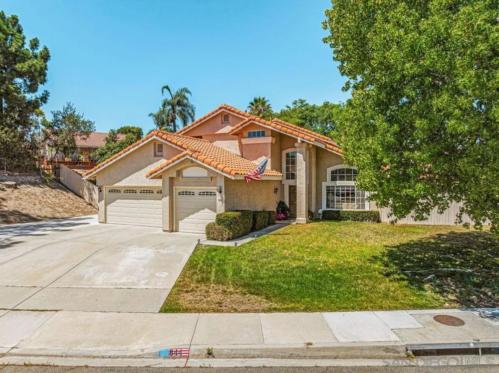 844 Rio Claro Oceanside, CA 92057