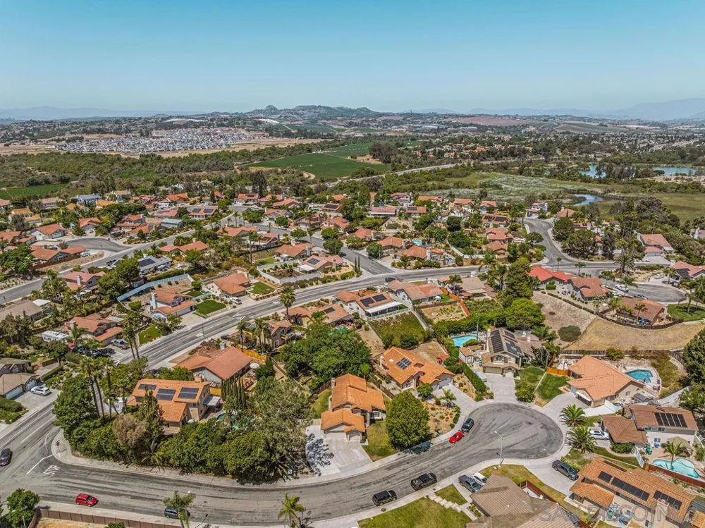 844 Rio Claro Oceanside, CA 92057