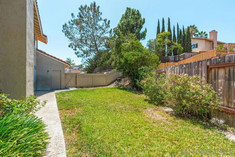 844 Rio Claro Oceanside, CA 92057
