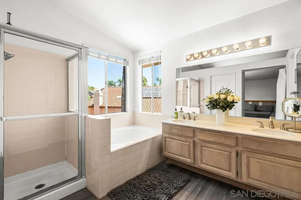 844 Rio Claro Oceanside, CA 92057