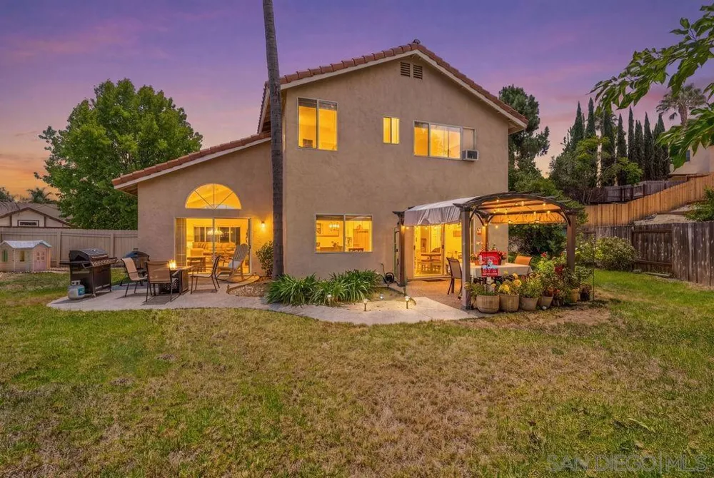 844 Rio Claro Oceanside, CA 92057