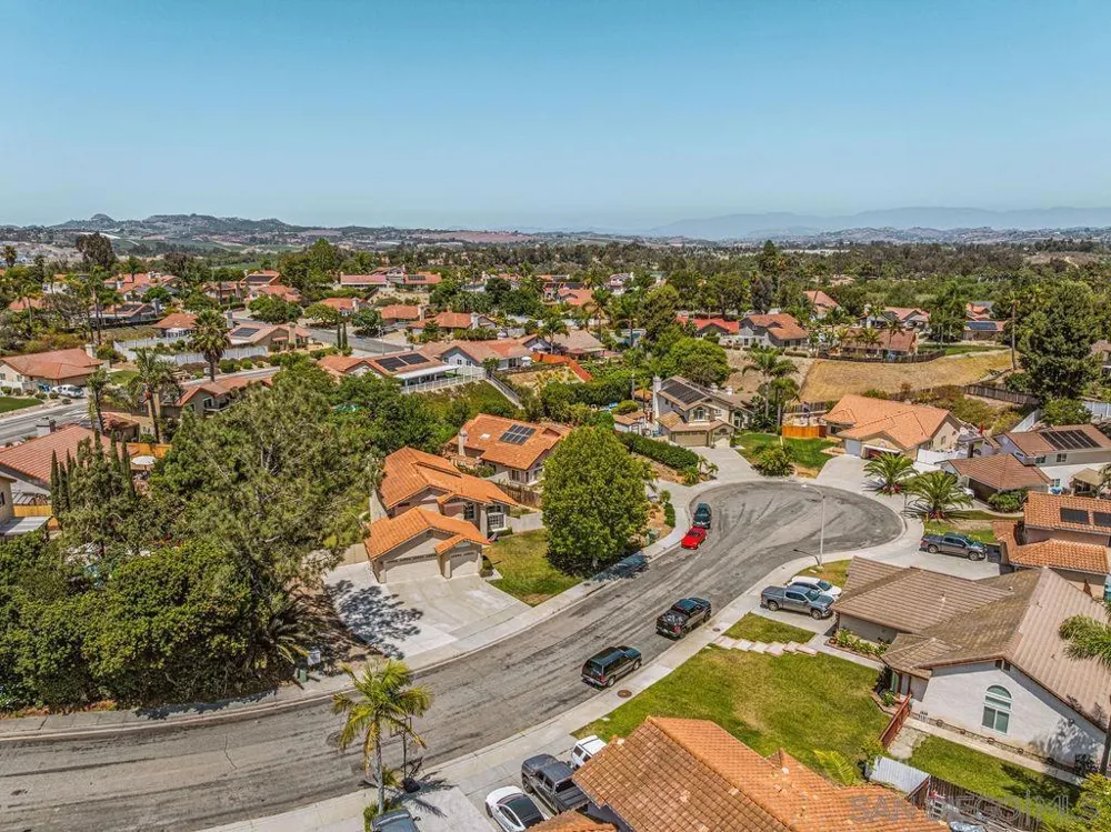 844 Rio Claro Oceanside, CA 92057