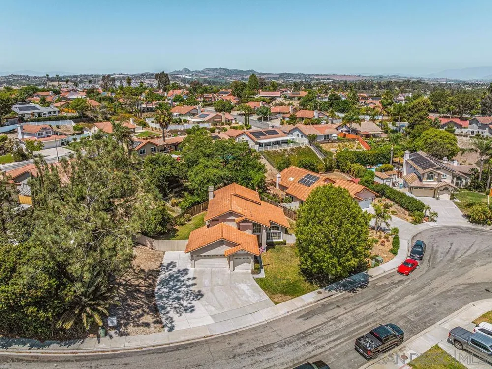 844 Rio Claro Oceanside, CA 92057