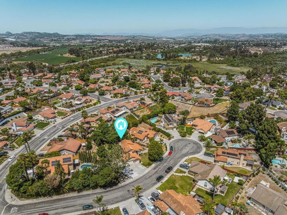 844 Rio Claro Oceanside, CA 92057