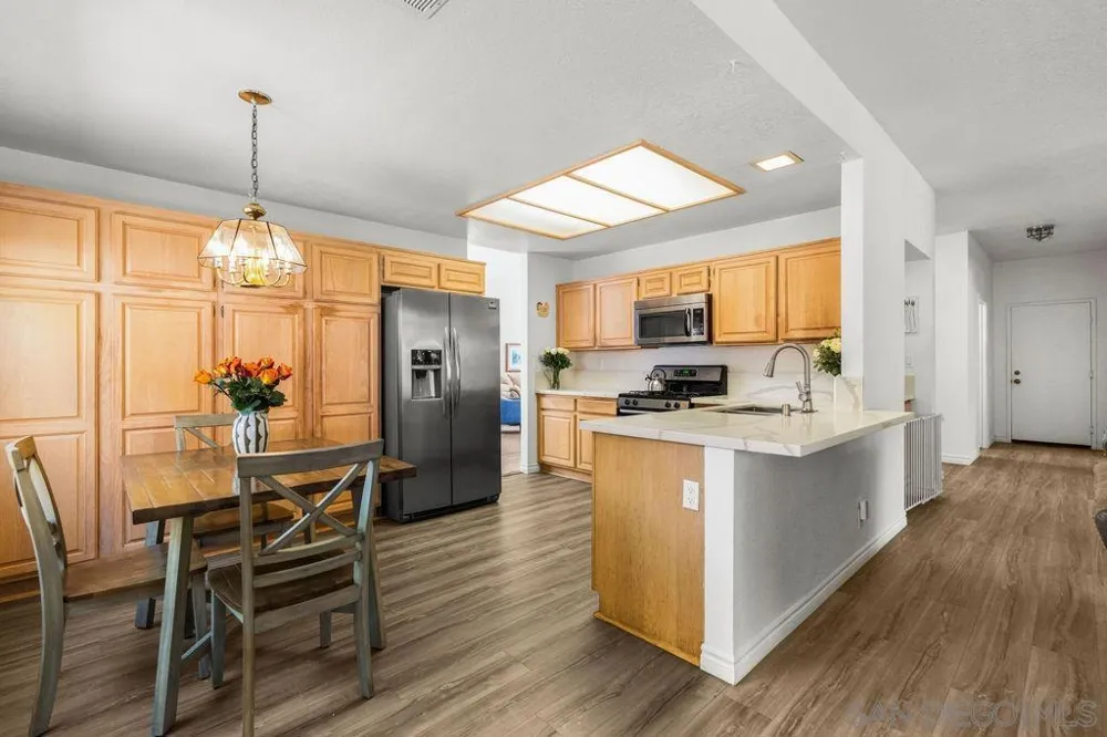 844 Rio Claro Oceanside, CA 92057