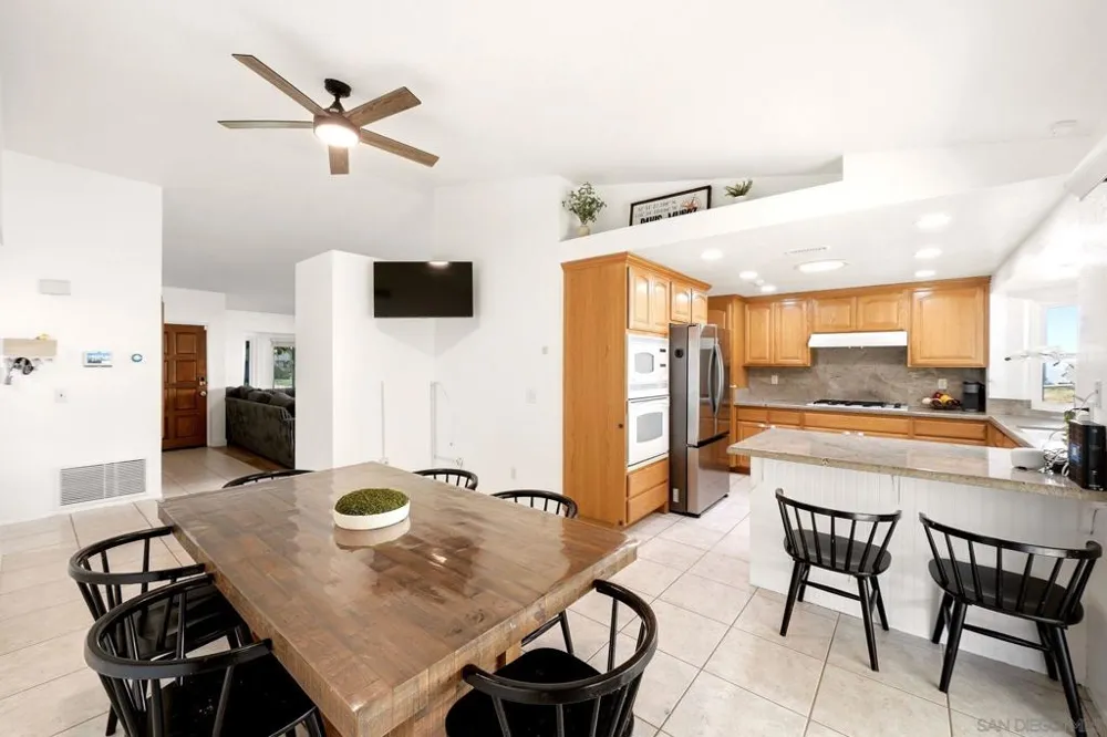 13457 Sohail Street Lakeside, CA 92040