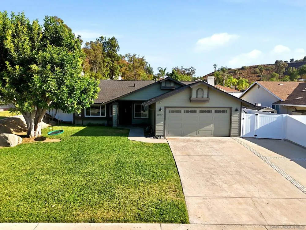 13457 Sohail Street Lakeside, CA 92040