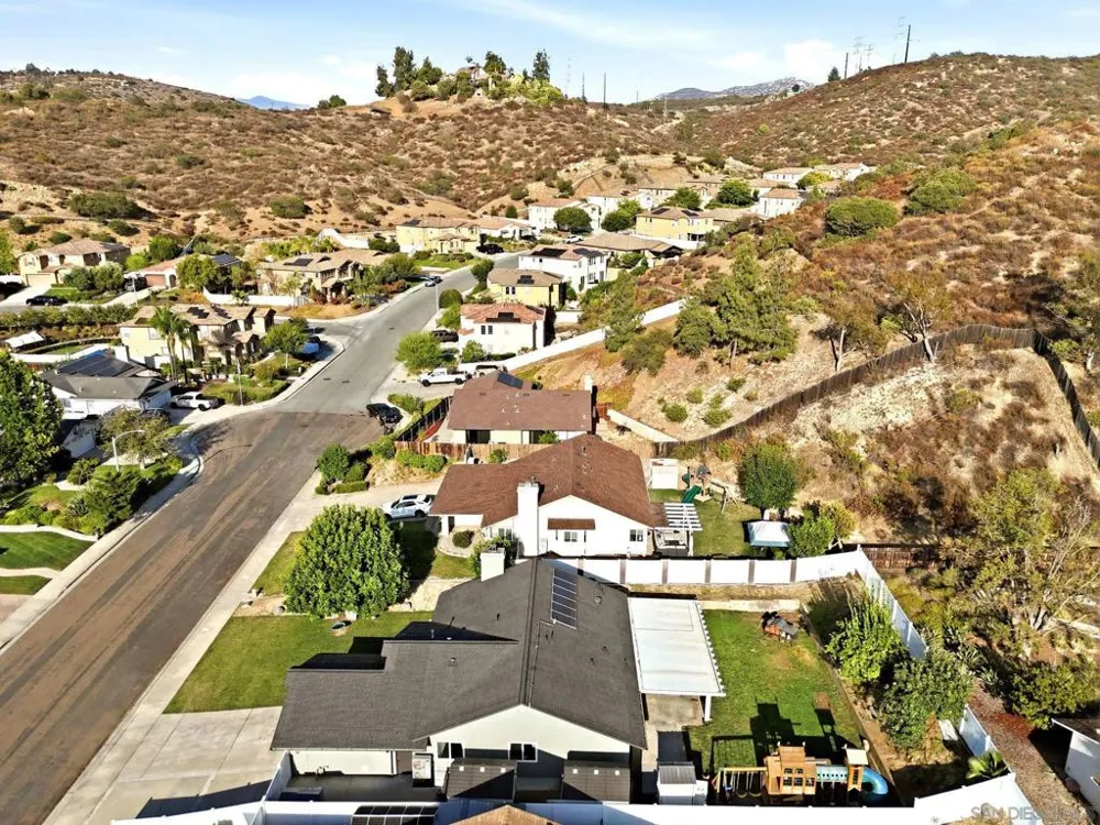 13457 Sohail Street Lakeside, CA 92040
