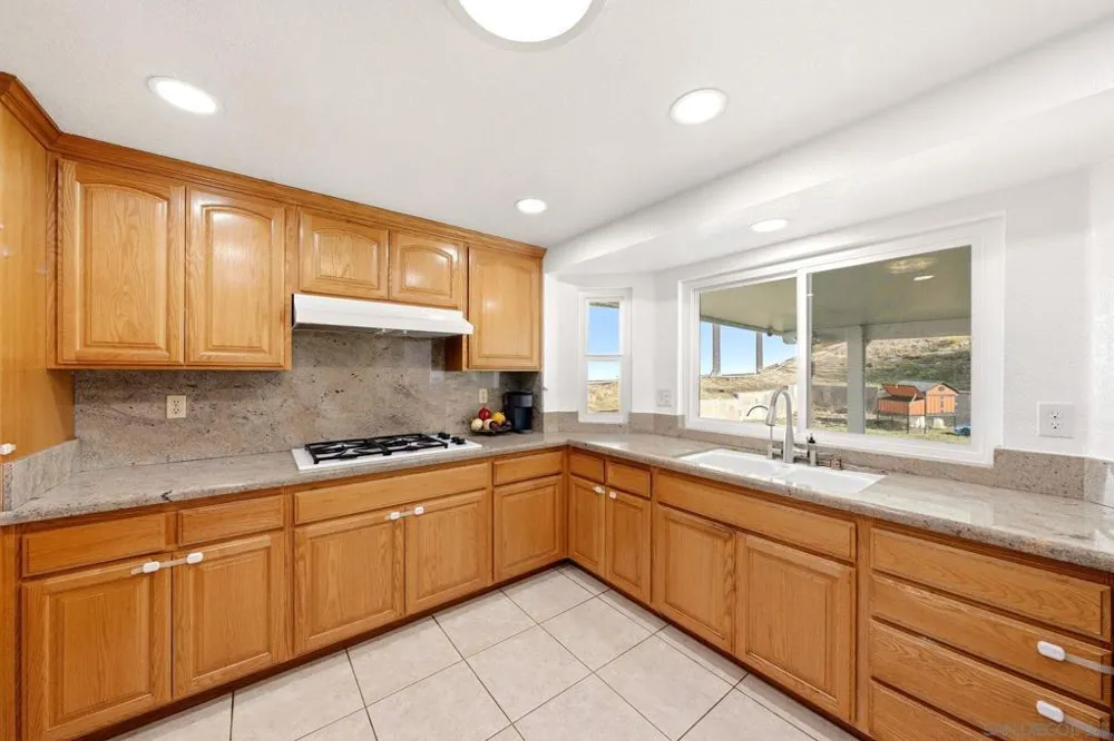 13457 Sohail Street Lakeside, CA 92040
